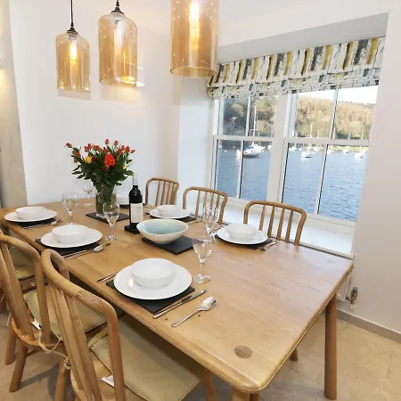 Lund * אמבלסייד